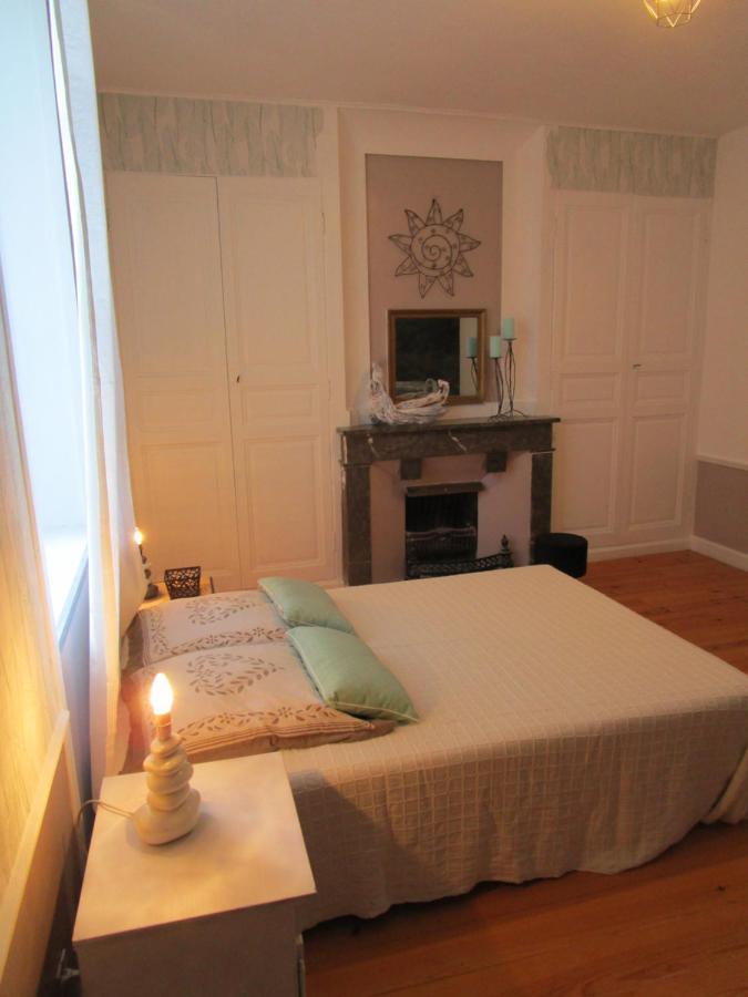 Domaine Des Chabriers Bed and Breakfast Ourches Eksteriør billede