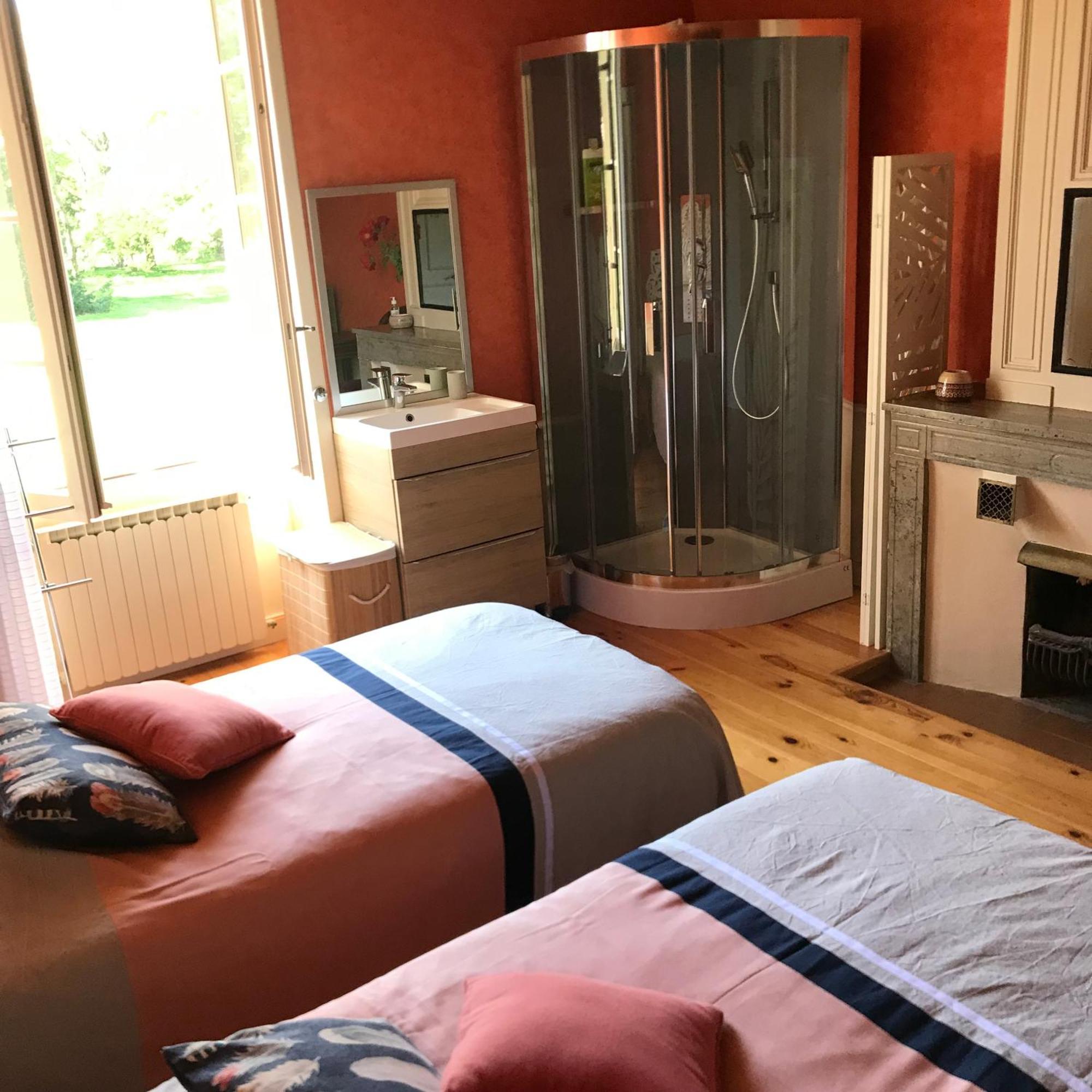 Domaine Des Chabriers Bed and Breakfast Ourches Eksteriør billede